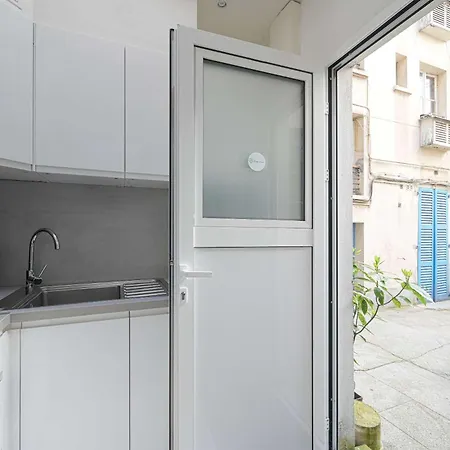 Pour Couples Dans Le 17eme Lägenhet Paris